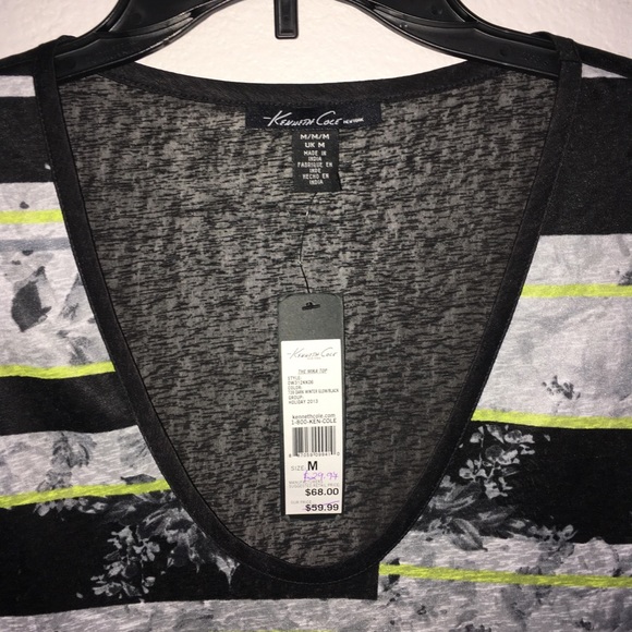 NEw! Kenneth Cole blouse size Medium - Picture 2 of 3